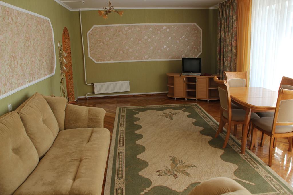 Hotel Ukraine Żytomierz Zewnętrze zdjęcie